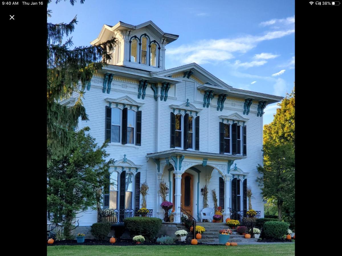 Tillinghast Manor Bed & Brunch Ovid Экстерьер фото