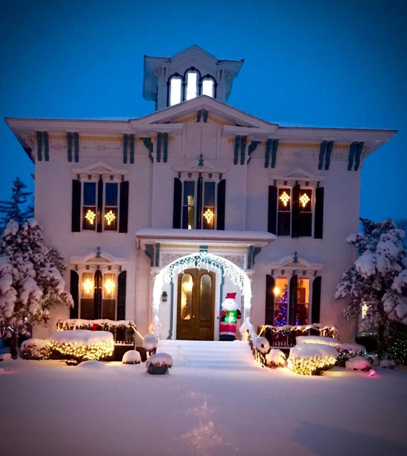 Tillinghast Manor Bed & Brunch Ovid Экстерьер фото