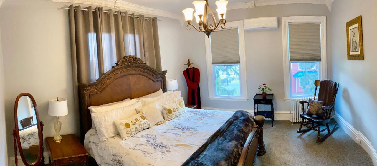 Tillinghast Manor Bed & Brunch Ovid Экстерьер фото